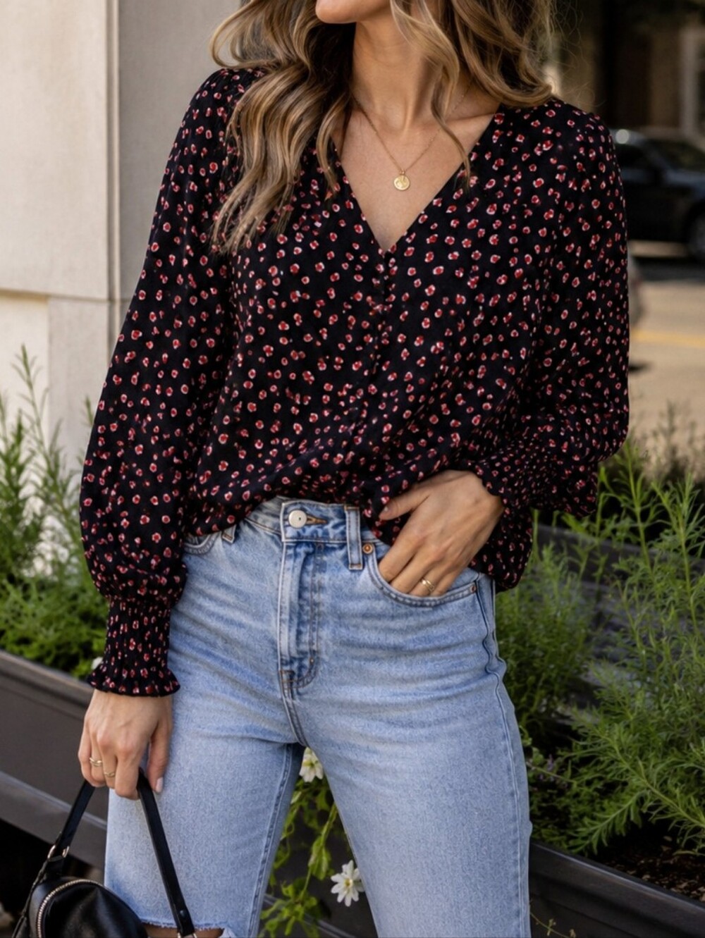 Sanctuary Black Pink Spot Print Rayon Button-Front V-Neck Blouse Smocked Cuff